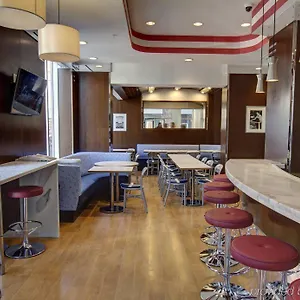 Fairfield By Marriott Manhattan/financial District *** Nueva York