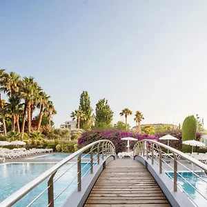 https://aqua-hotel-onabrava.catalonia-hotels.com